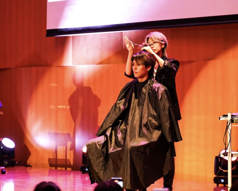 初めてのヘアショーに挑戦！新人美容師NAKOの舞台裏